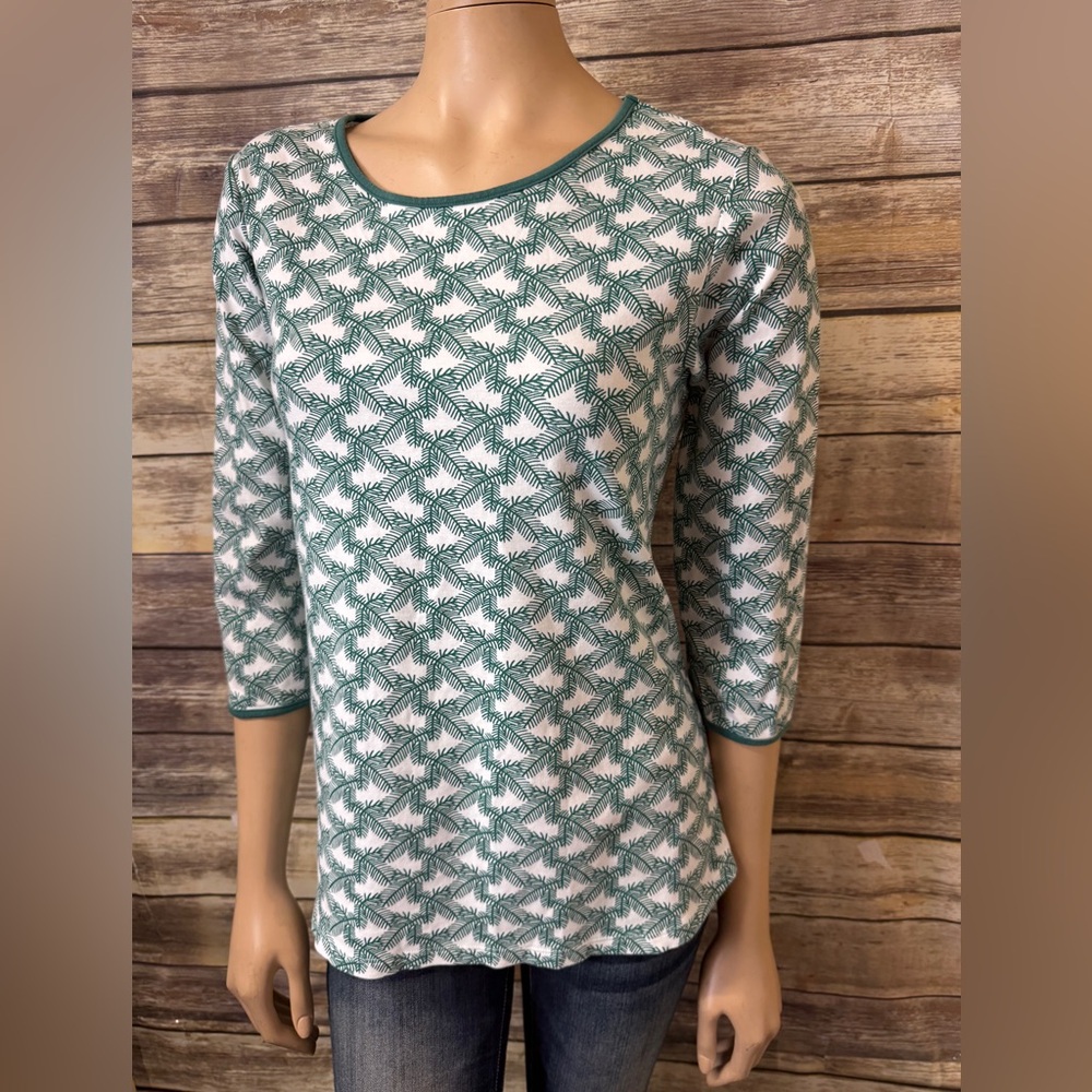 Duffield Lane Top M Medium Green 3/4 Sleeve T Shirt Pine Needles‎ White Crew